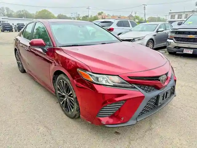 4T1B11HK0JU500358 2018 TOYOTA CAMRY-0