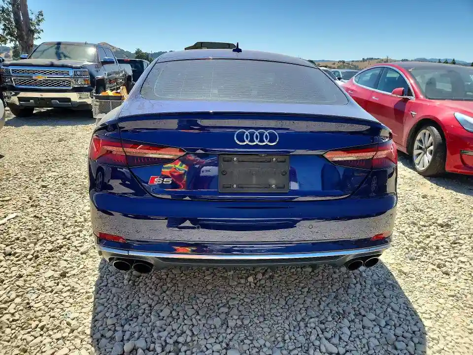 WAUC4CF56KA074572 2019 AUDI S5/RS5-5