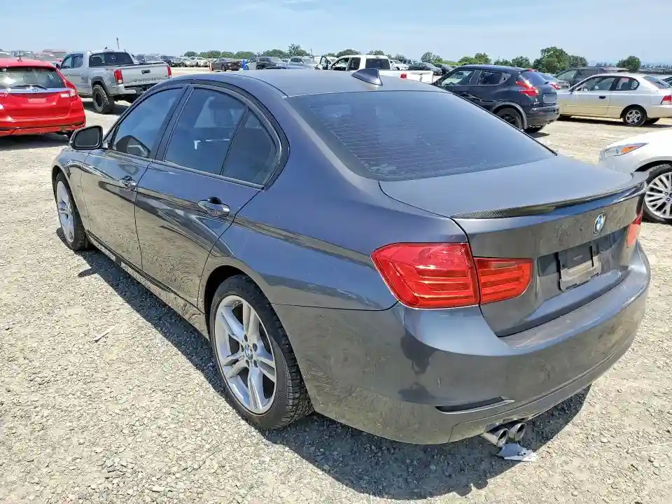 WBA3C1C56CF434133 2012 BMW 3 SERIES-1