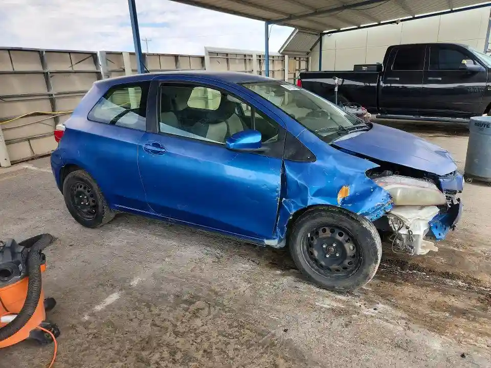JTDJTUD31CD534130 2012 TOYOTA YARIS-3