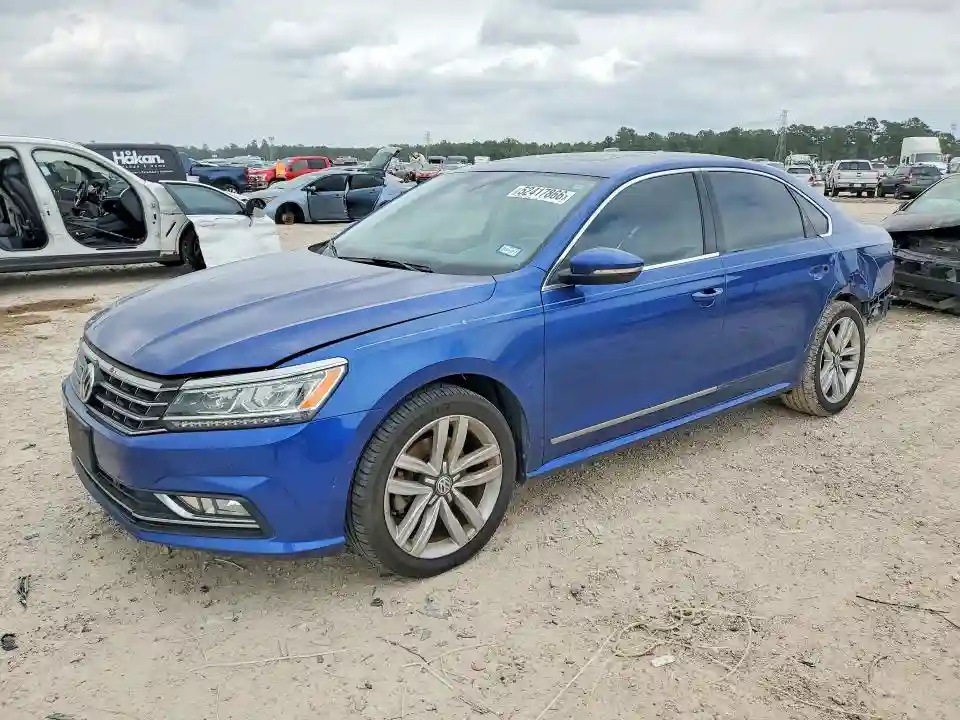 1VWCT7A3XHC062910 2017 VOLKSWAGEN PASSAT-0