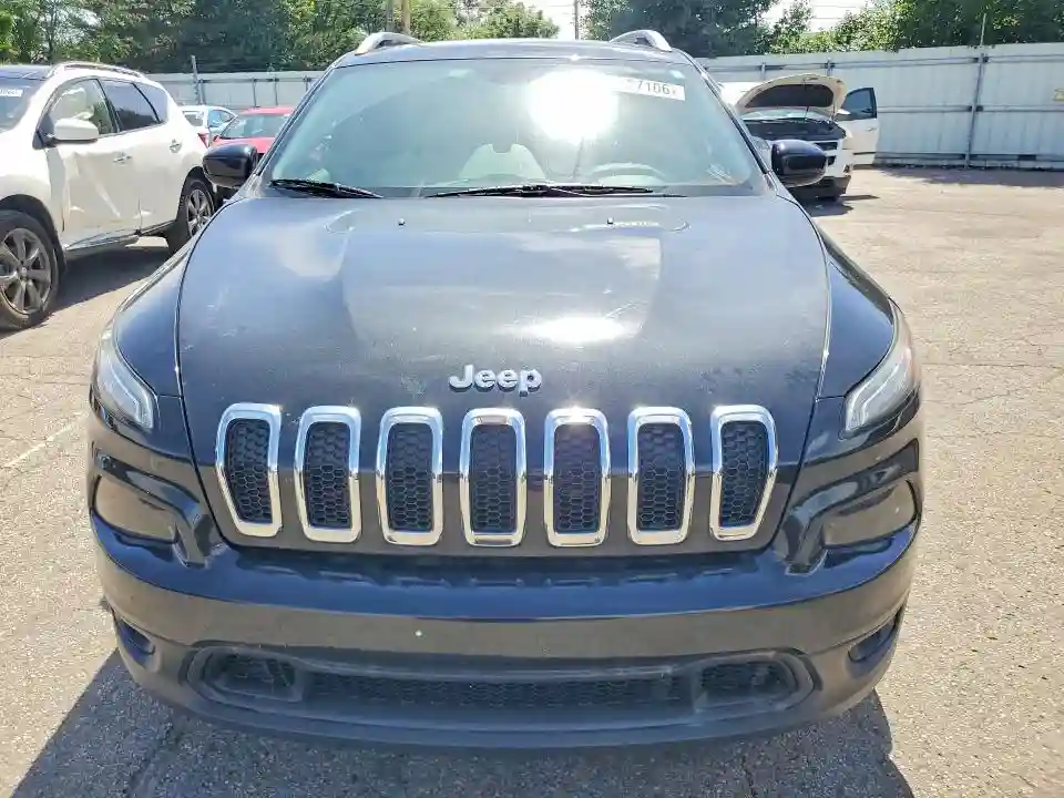 1C4PJLCS2GW207894 2016 JEEP CHEROKEE-4