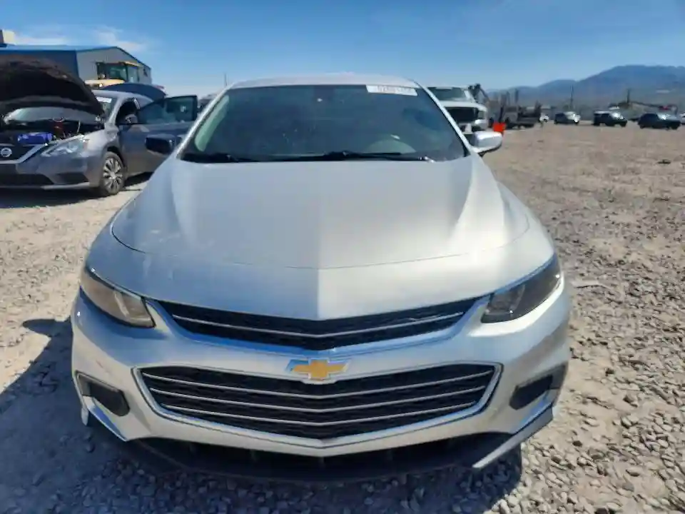 1G1ZE5ST3HF114945 2017 CHEVROLET MALIBU-4