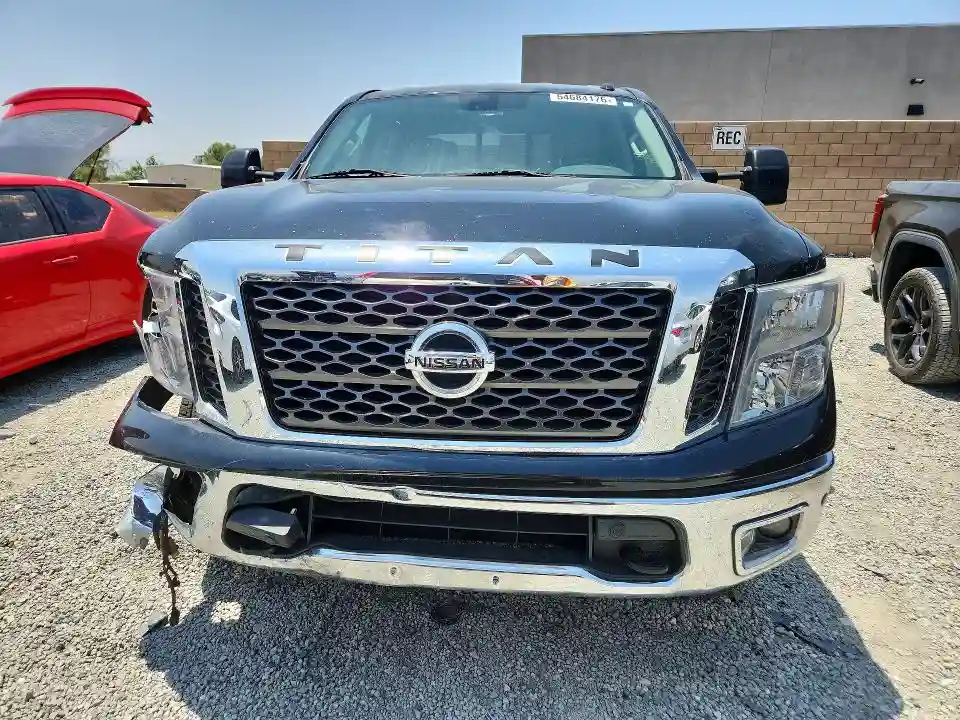 1N6AA1E54HN557968 2017 NISSAN TITAN-4