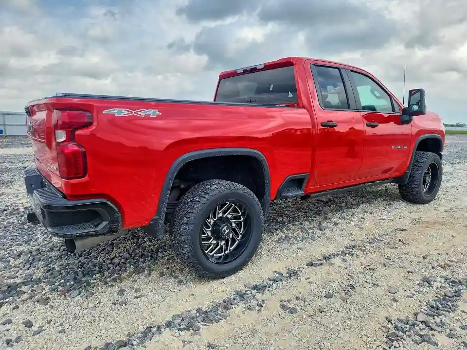 1GC5YMEY9PF137143 2023 CHEVROLET SILVERADO-2