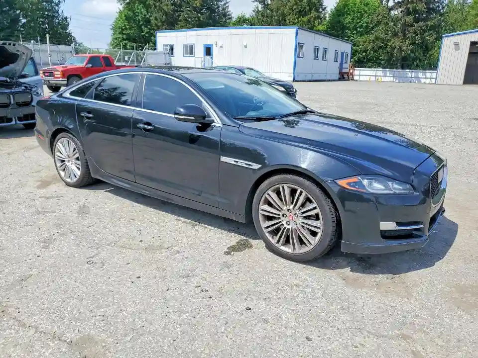 SAJWJ1CD7G8W00474 2016 JAGUAR XJ-3