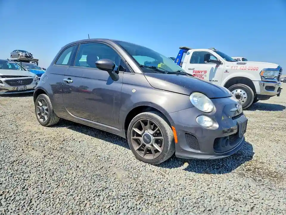 3C3CFFKH8KT686395 2019 FIAT 500-3