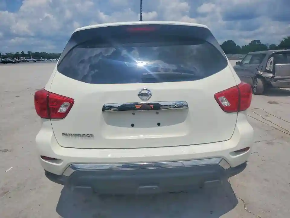 5N1DR2MN7HC674774 2017 NISSAN PATHFINDER-5