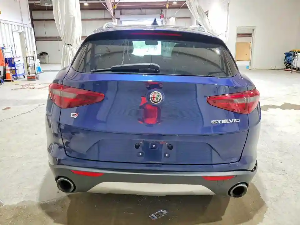 ZASFAKRN9J7C15863 2018 ALFA ROMEO STELVIO-5