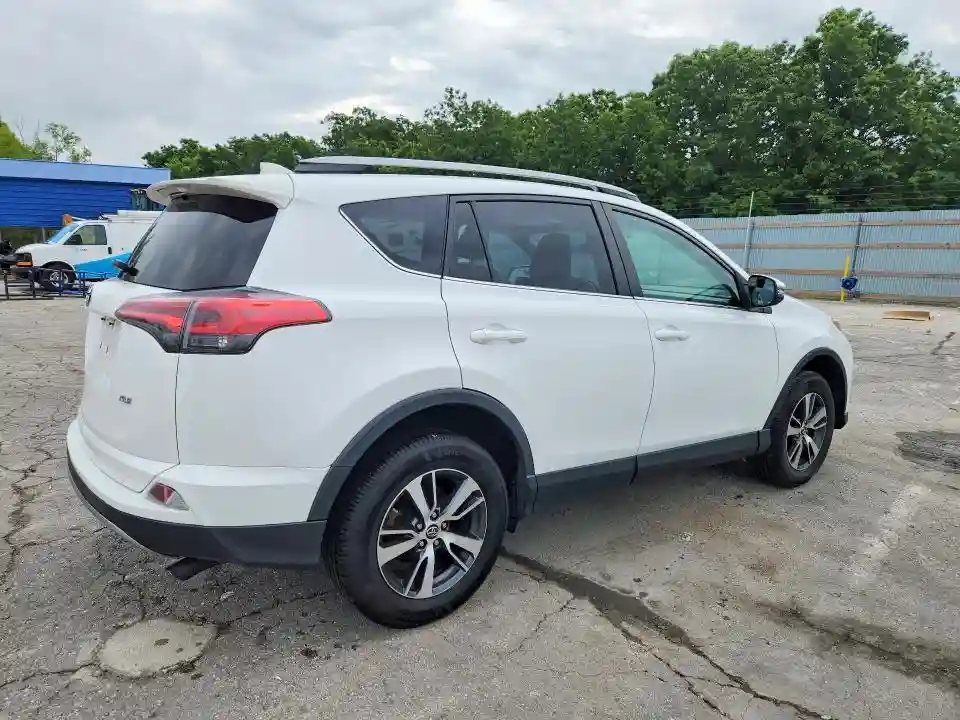 2T3WFREV0JW460841 2018 TOYOTA RAV4-2