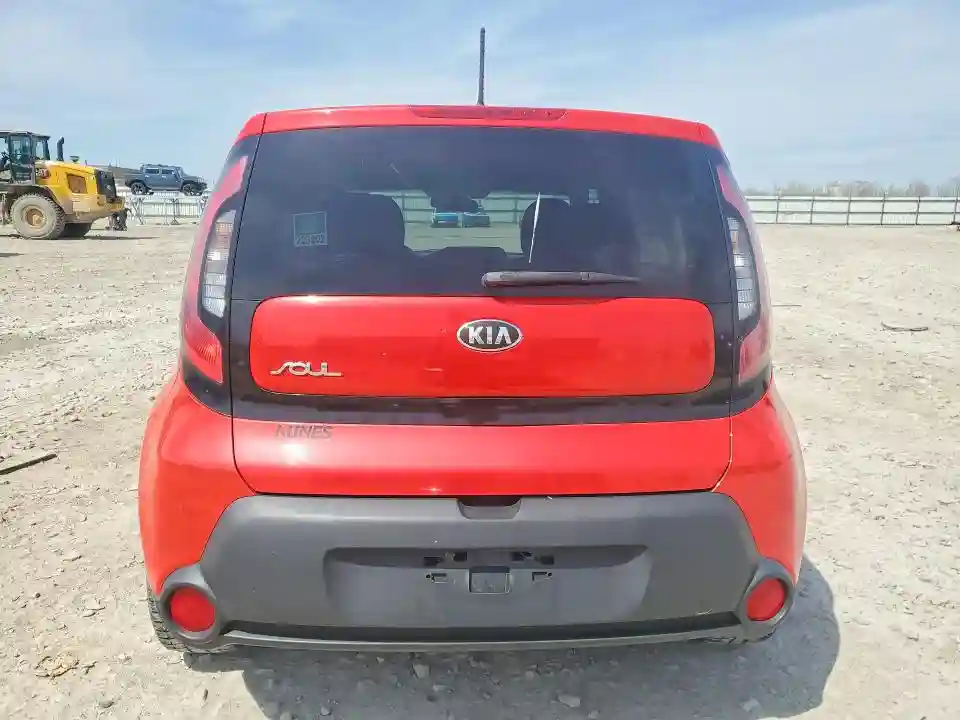 KNDJP3A52F7748521 2015 KIA SOUL-5