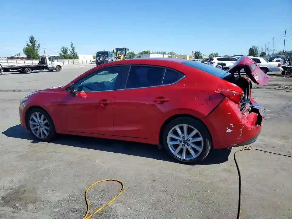 JM1BN1V74H1117933 2017 MAZDA 3-1