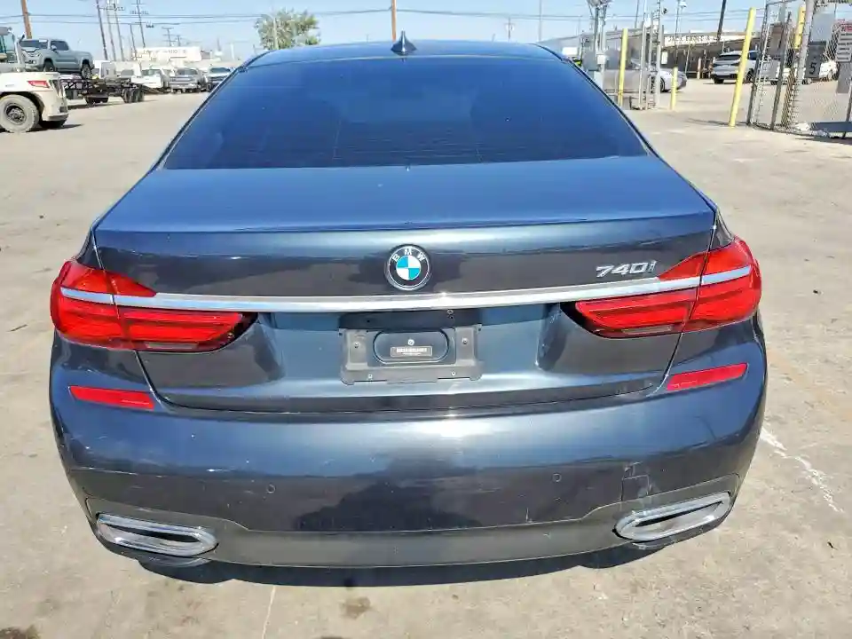 WBA7E4C51KGV28667 2019 BMW 7 SERIES-5