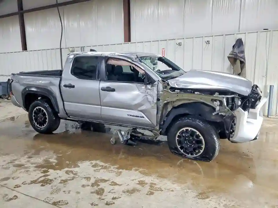 3TMLB5JNXSM088392 2025 TOYOTA TACOMA-3