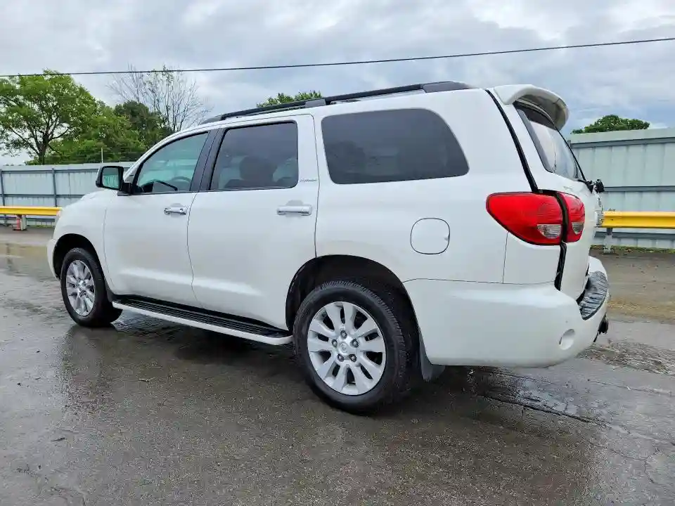 5TDDW5G18HS155383 2017 TOYOTA SEQUOIA-1