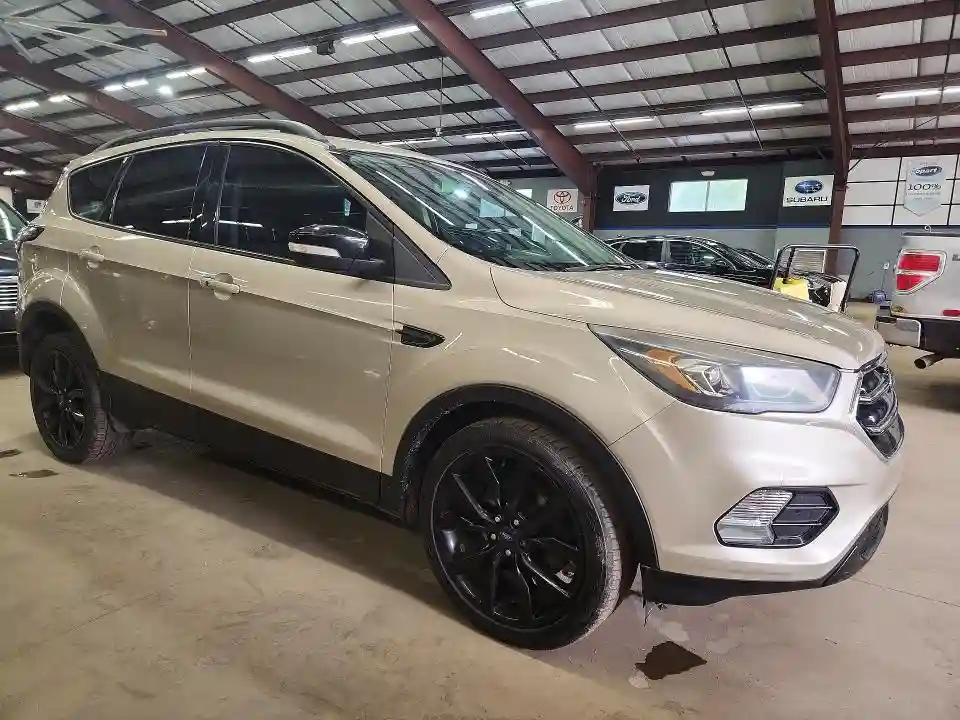 1FMCU0JD4HUC04836 2017 FORD ESCAPE-3