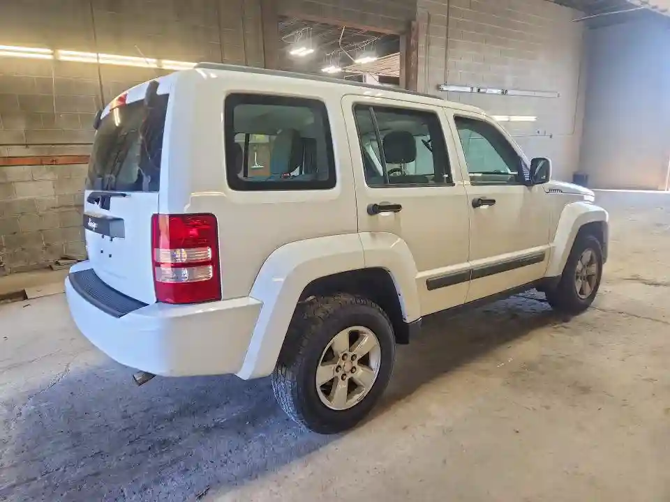 1C4PJMAK6CW154829 2012 JEEP LIBERTY-2