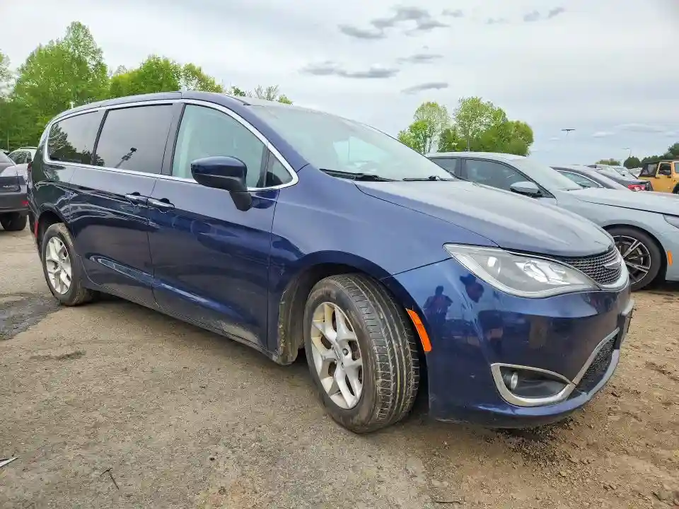 2C4RC1BG7HR788436 2017 CHRYSLER PACIFICA-3