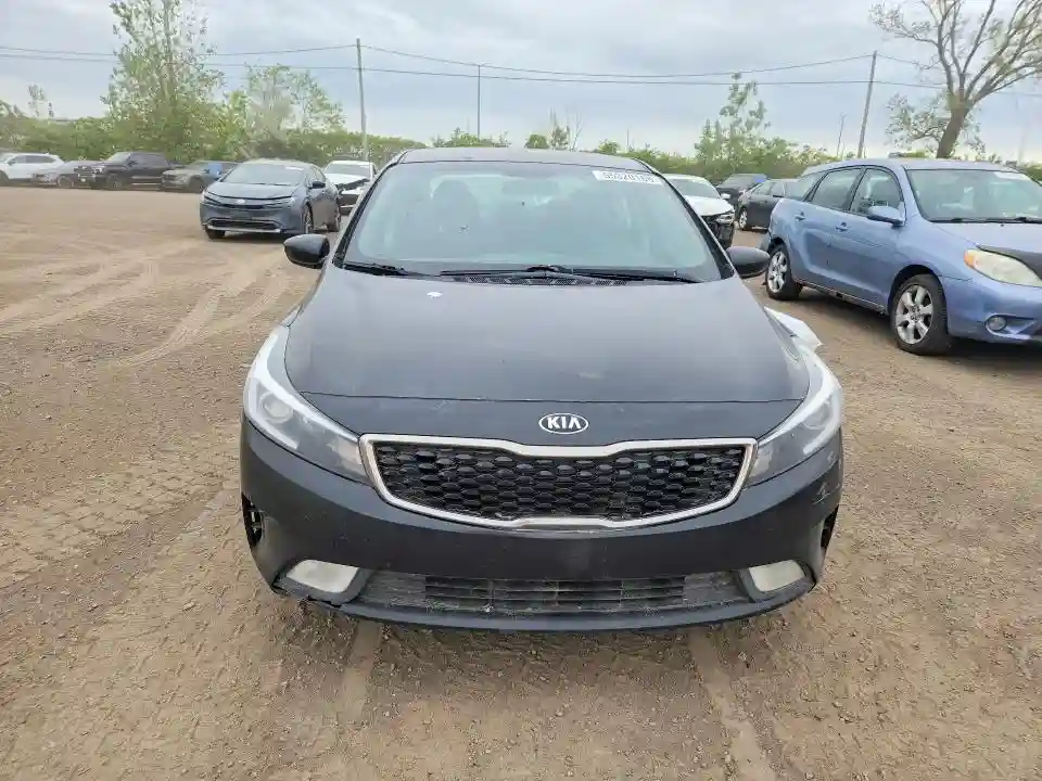 3KPFL4A7XJE181430 2018 KIA FORTE-4