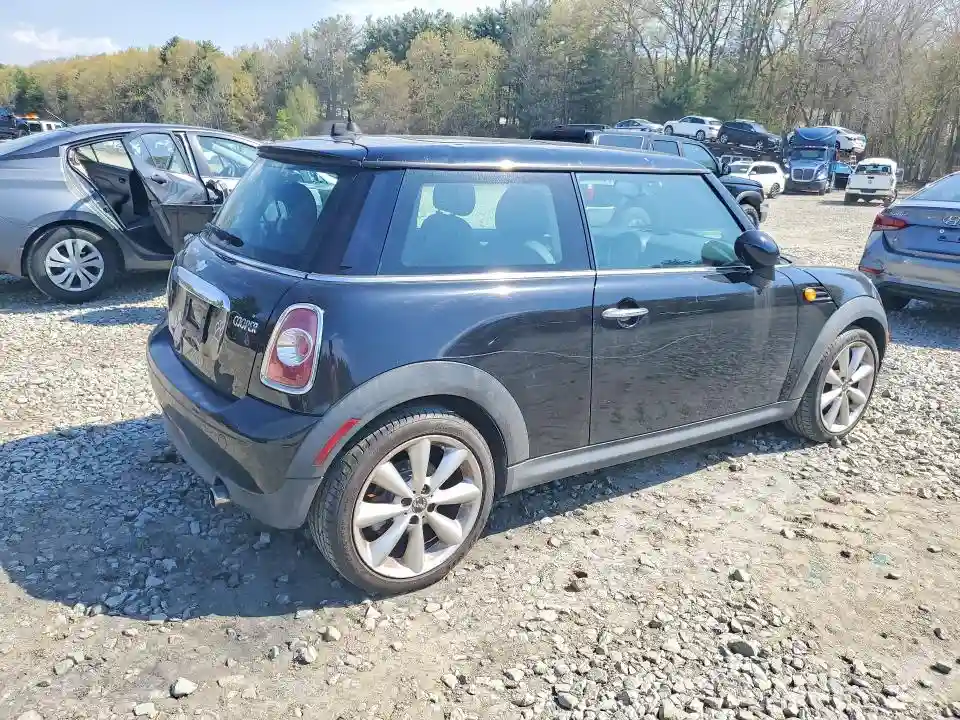 WMWSU3C52DT372091 2013 MINI COOPER-2