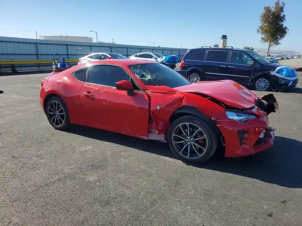 JF1ZNAA19L8751762 2020 TOYOTA 86-3