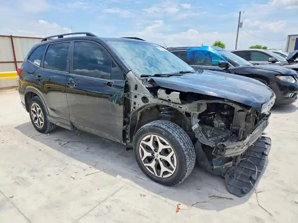 JF2SKAGC4LH597413 2020 SUBARU FORESTER-3