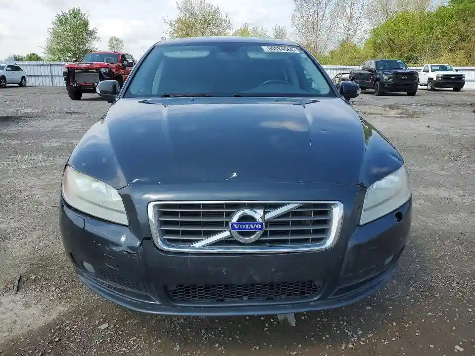 YV1952AS0B1150136 2011 VOLVO S80-4
