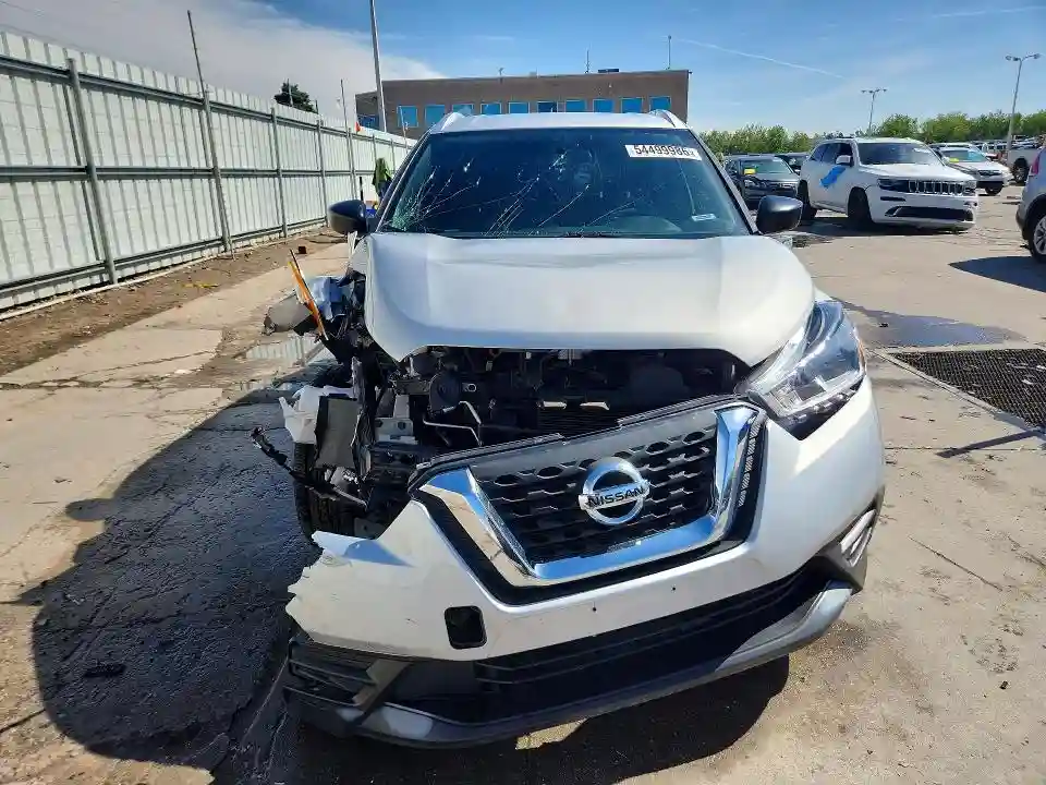 3N1CP5CU7KL481278 2019 NISSAN KICKS-4
