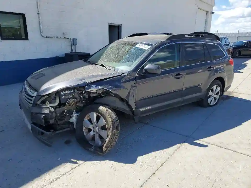 4S4BRBLC8B3398815 2011 SUBARU OUTBACK-0