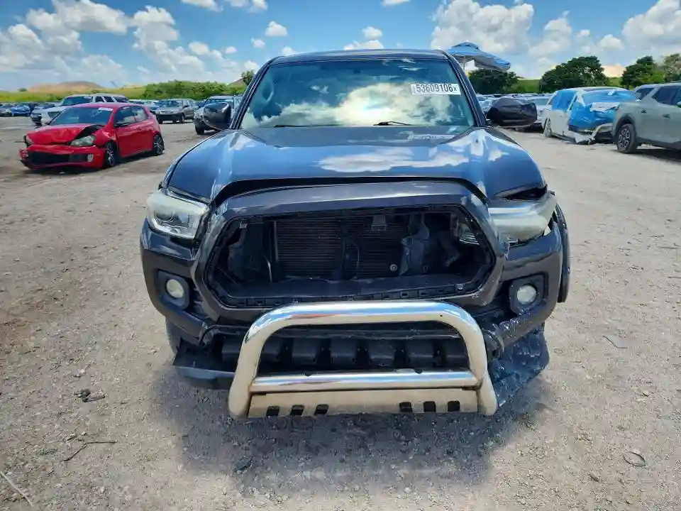 3TMAZ5CN8HM027499 2017 TOYOTA TACOMA-4
