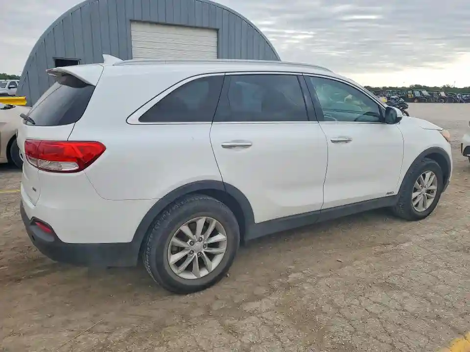5XYPGDA39GG060471 2016 KIA SORENTO-2