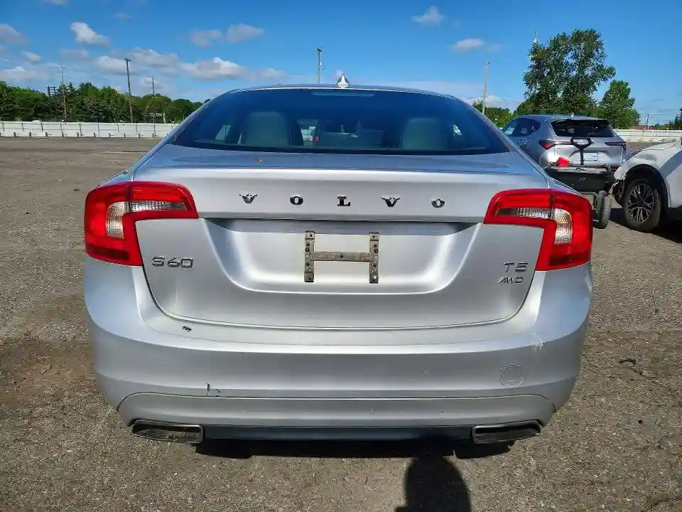 YV1612TBXF1307852 2015 VOLVO S60-5