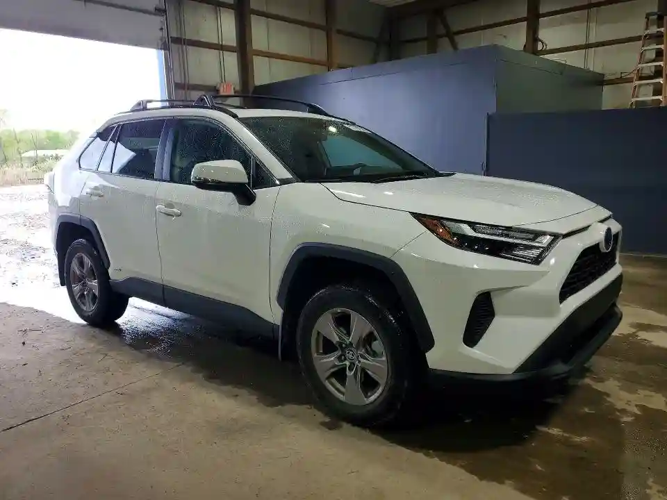4T3RWRFV1RU128785 2024 TOYOTA RAV4-3