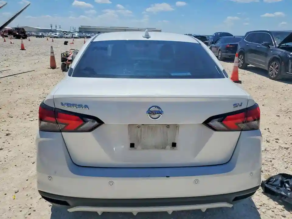 3N1CN8EV9ML825046 2021 NISSAN VERSA-5
