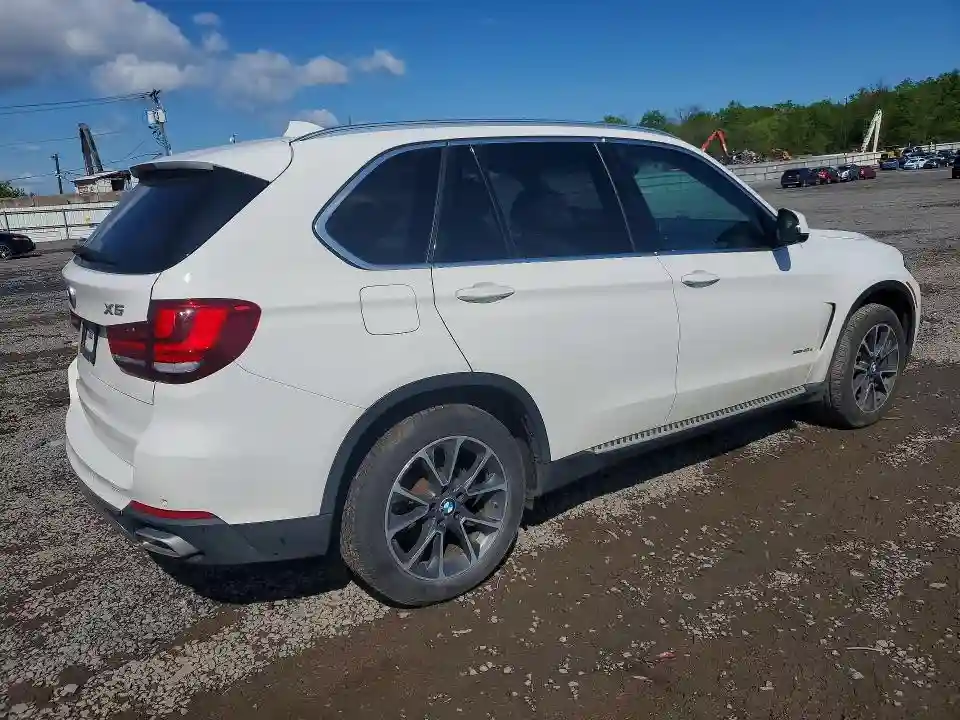 5UXKT0C57G0S77051 2016 BMW X5-2