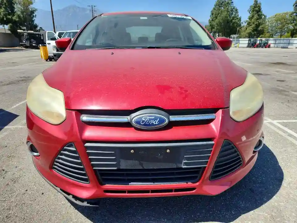 1FAHP3F28CL233108 2012 FORD FOCUS-4