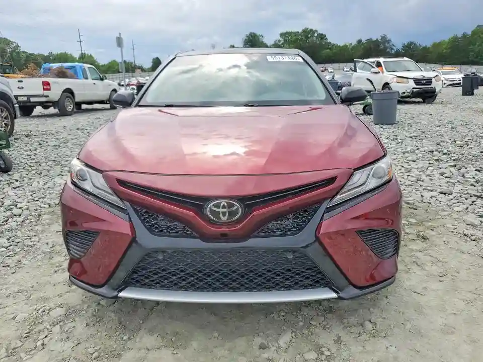 4T1B61HK1JU657477 2018 TOYOTA CAMRY-4