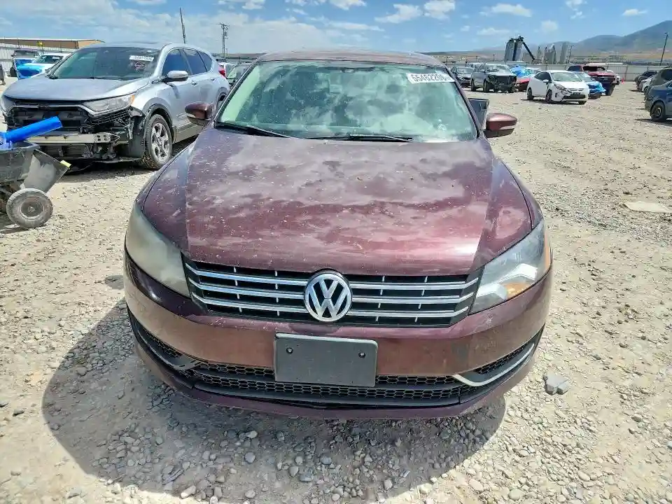 1VWBN7A38DC059195 2013 VOLKSWAGEN PASSAT-4