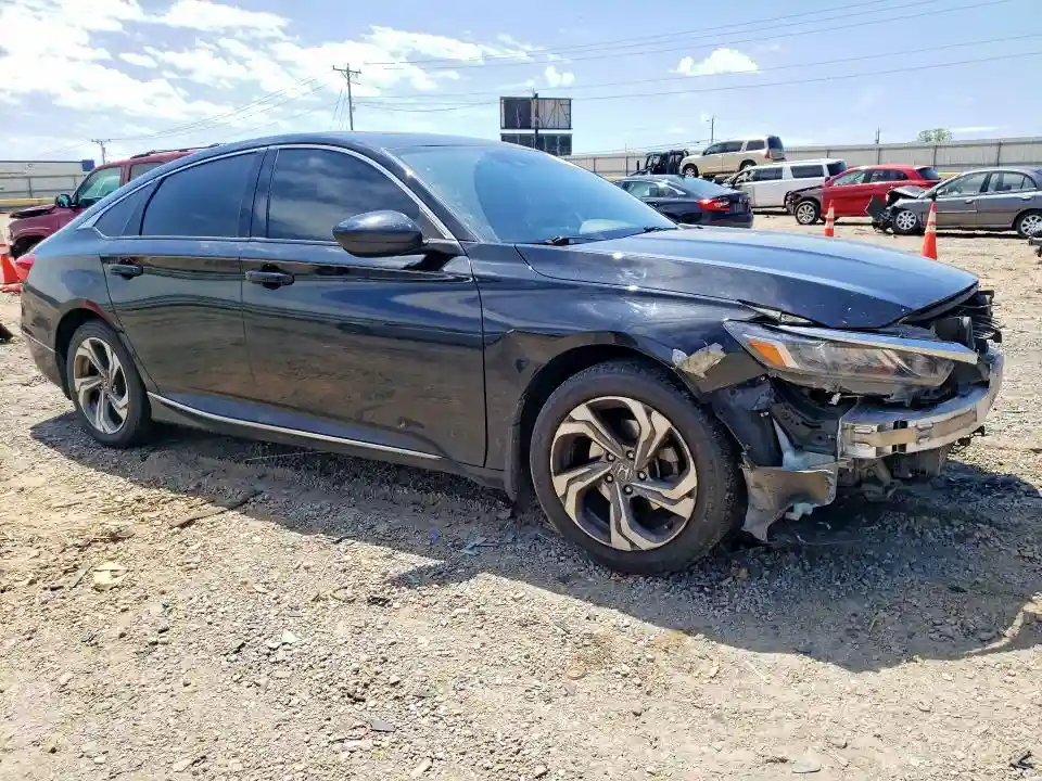 1HGCV1F49JA261879 2018 HONDA ACCORD-3