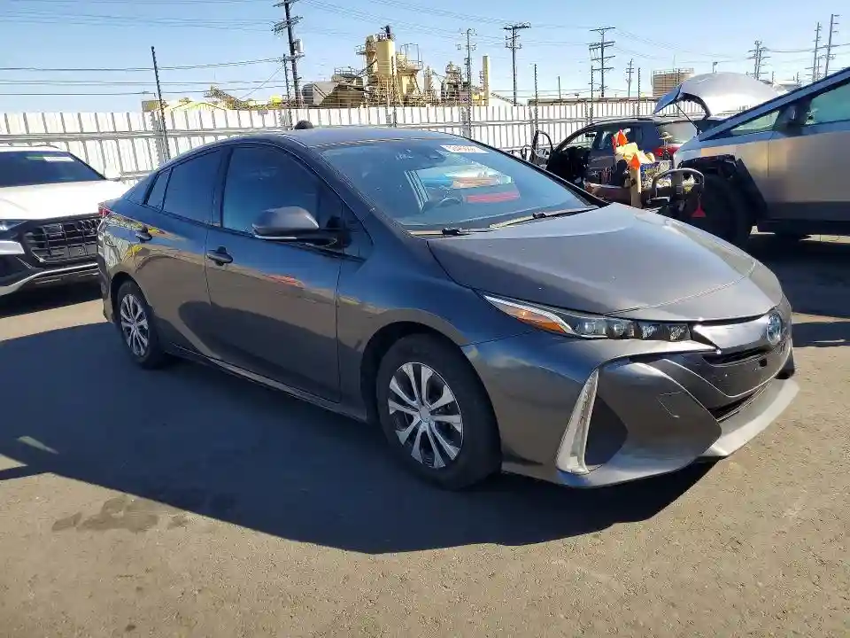 JTDKARFP2L3146286 2020 TOYOTA PRIUS-3