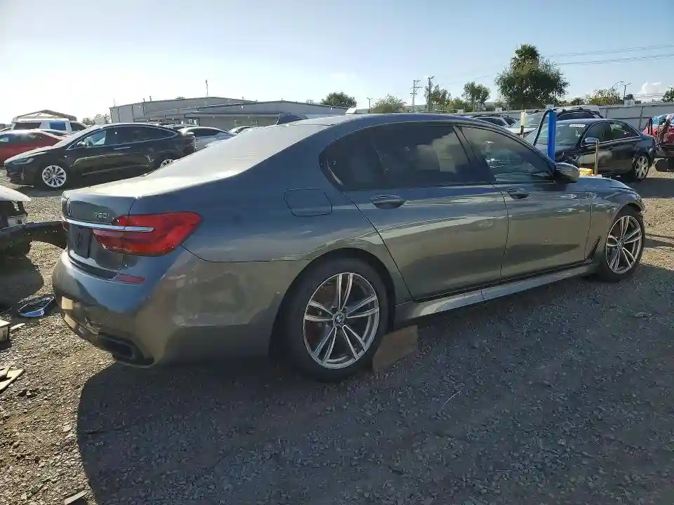 WBA7F0C54GGL99546 2016 BMW 7 SERIES-2