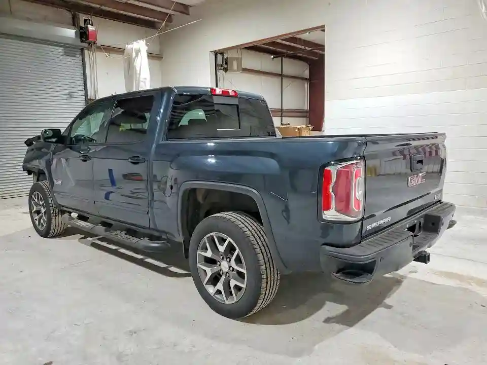3GTU2NEC1JG369779 2018 GMC SIERRA-1