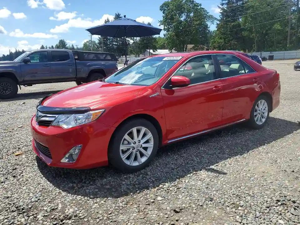 4T1BD1FK3EU115778 2014 TOYOTA CAMRY SOLA-0