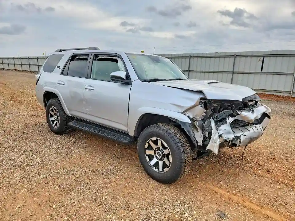 JTEPU5JR9N6006148 2022 TOYOTA 4RUNNER-3
