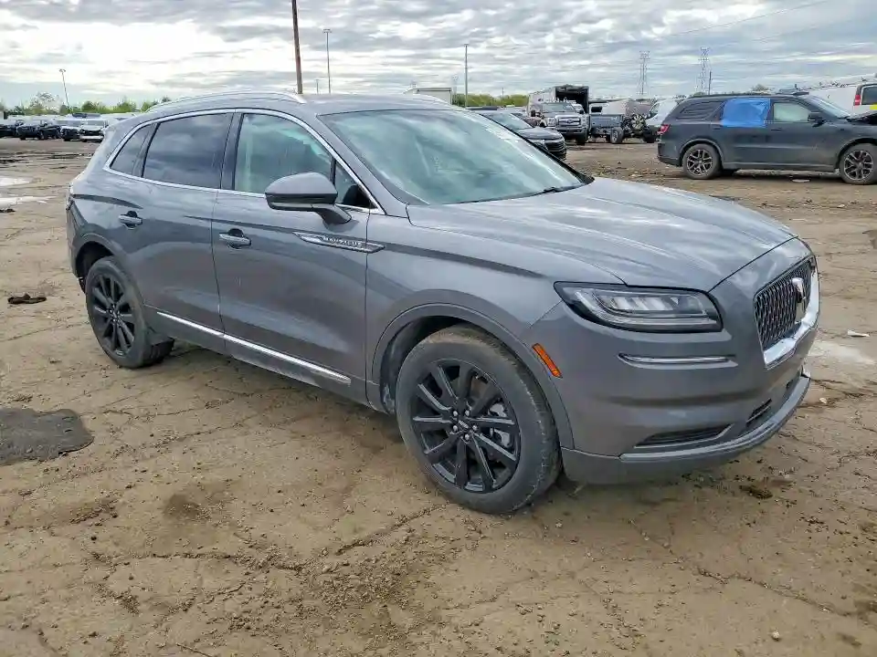 2LMPJ8K92PBL23822 2023 LINCOLN NAUTILUS-3