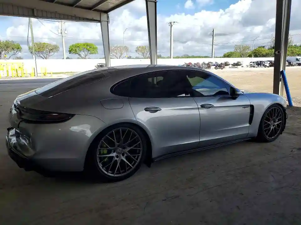 WP0AK2A75PL132203 2023 PORSCHE PANAMERA-2