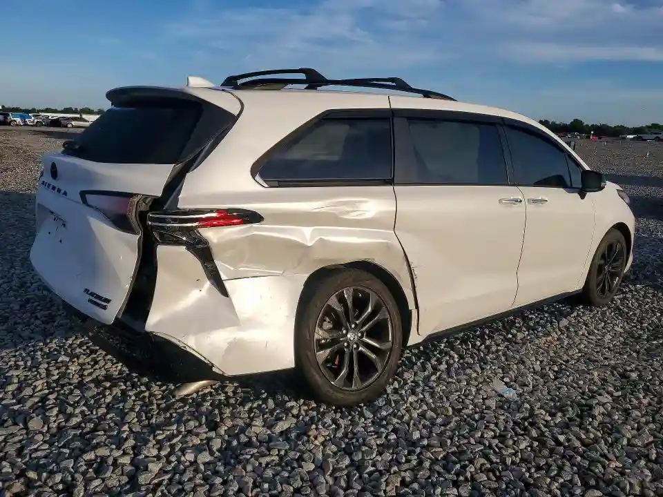 5TDERKEC8NS089329 2022 TOYOTA SIENNA-2