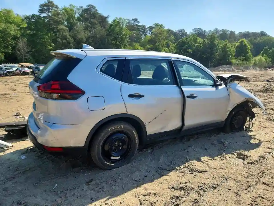 KNMAT2MV6JP544931 2018 NISSAN ROGUE-2