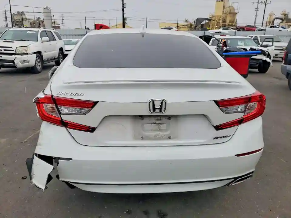 1HGCV1F38JA048154 2018 HONDA ACCORD-5