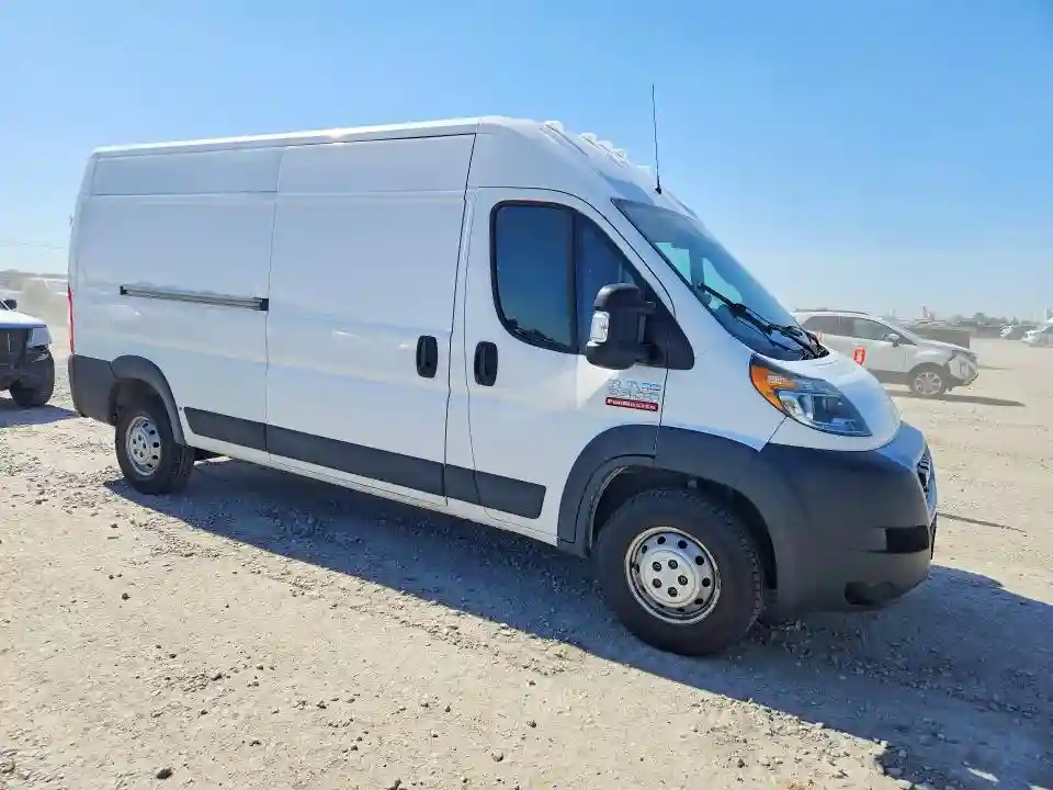 3C6TRVDG4KE557485 2019 RAM PROMASTER-3